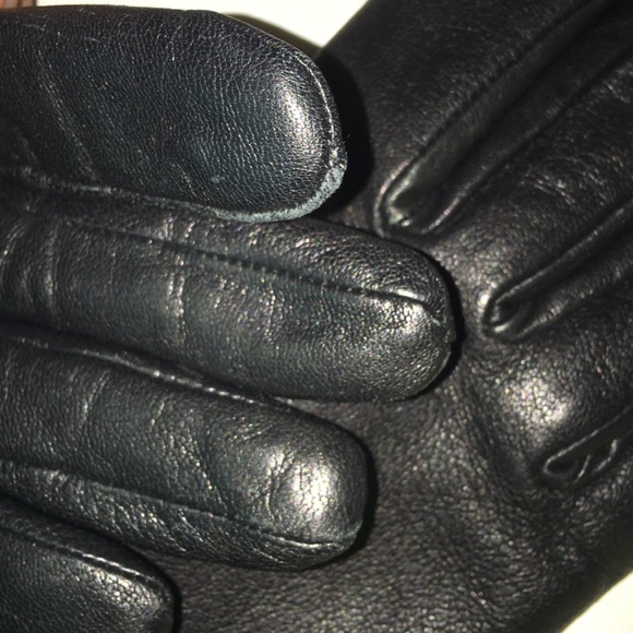 Genuine Black Leather Thinsulate Lined Gloves - Picture 3 of 5